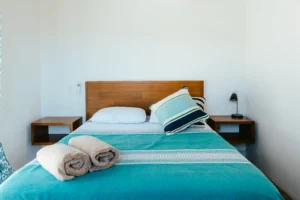 recamara con toallas